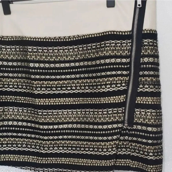 Fab’rik Metallic Gold Black Mini Skirt Women’s Size M | Shimmery‎ Holiday Party - Picture 3 of 6